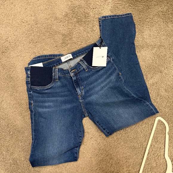 BNWT Maternity Jeans - Joe’s Jeans - Picture 1 of 2
